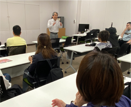 広瀬浩二郎先生の講演の様子